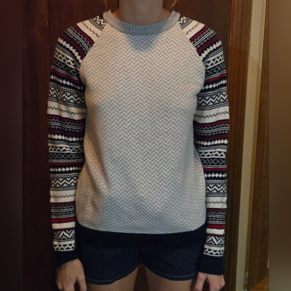 Cherokee vintage sweater